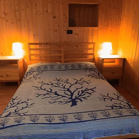 La Casa Antica Bed & Breakfast Пон-Сен-Мартин Екстериор снимка
